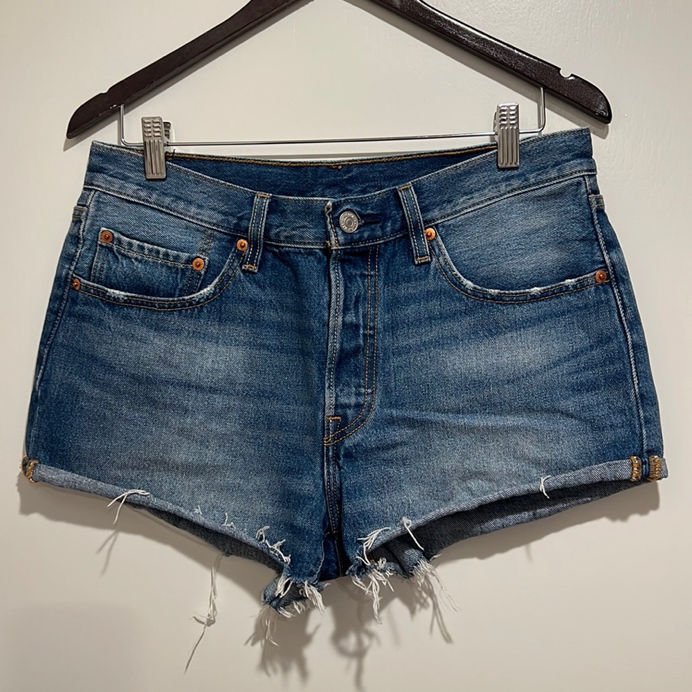Levi’s shorts